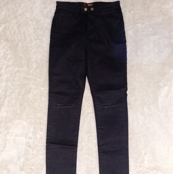 New Black ankle Jeans, ripped at knees - Picture 2 of 8